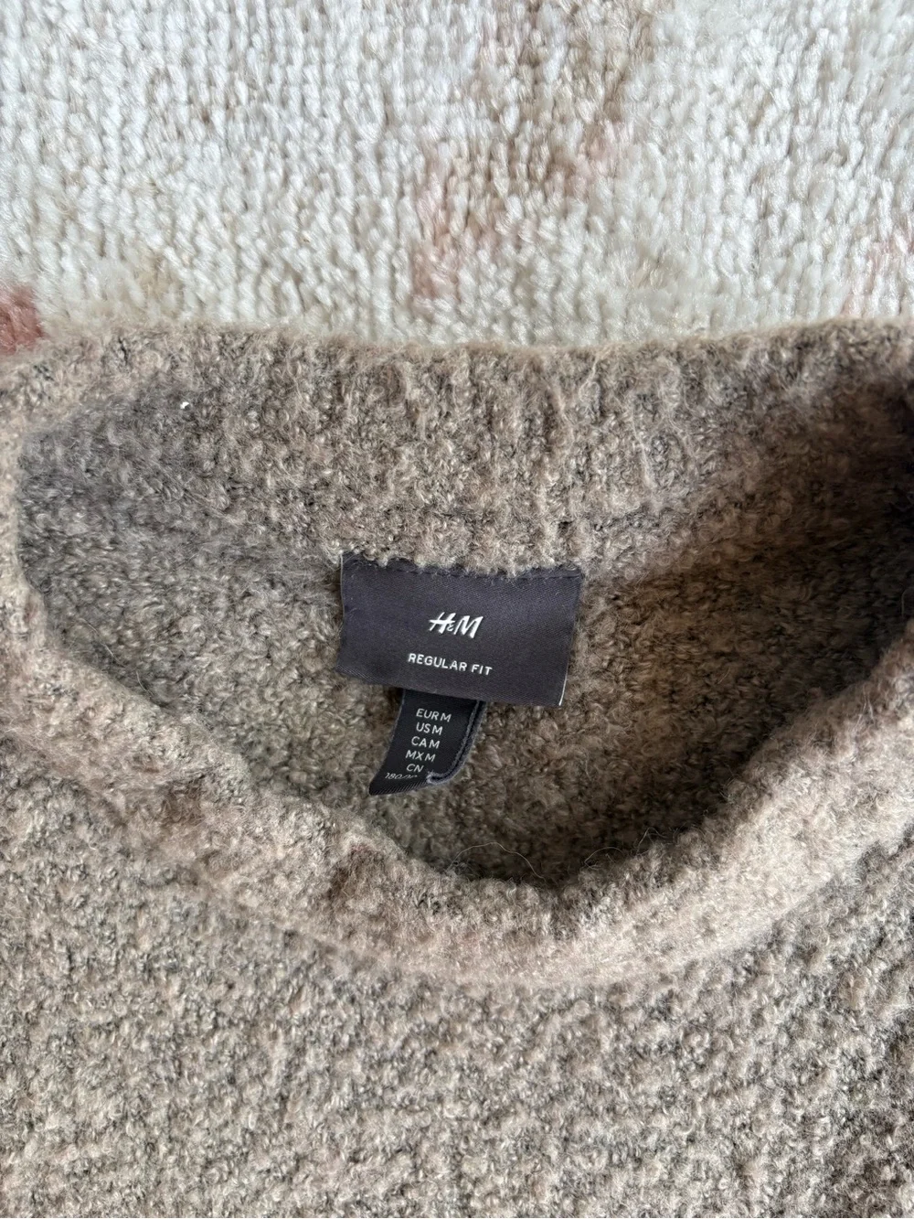 H&M beige regular fit sweater